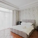 招待所 Red House - Kamienica Blisko Morza 3*