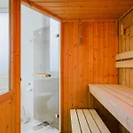 Red House - Kamienica Blisko Morza 3*