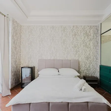 Red House - Kamienica Blisko Morza