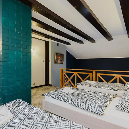 Red House - Kamienica Blisko Morza Maison d'hôtes 3*