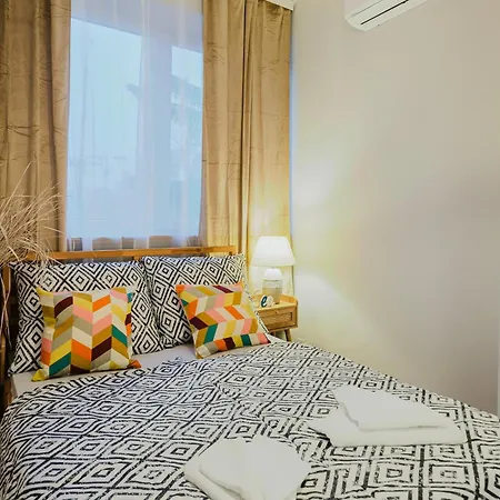 Red House - Kamienica Blisko Morza 3* Gdynia