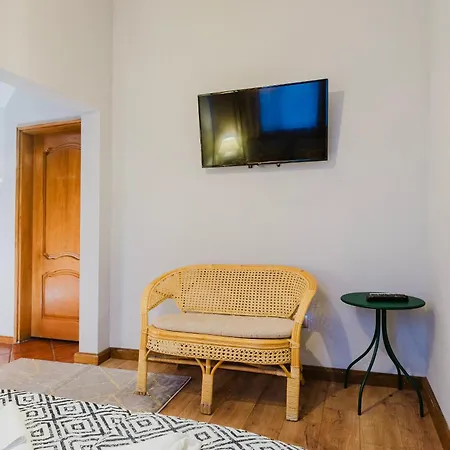 Red House - Kamienica Blisko Morza 3* Gdynia