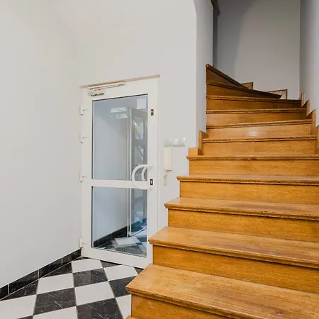 Red House - Kamienica Blisko Morza Gdynia