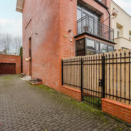 Maison d'hôtes Red House - Kamienica Blisko Morza