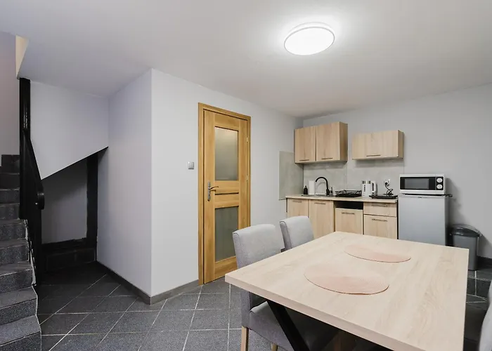 Red House - Kamienica Blisko Morza Penzion 3*