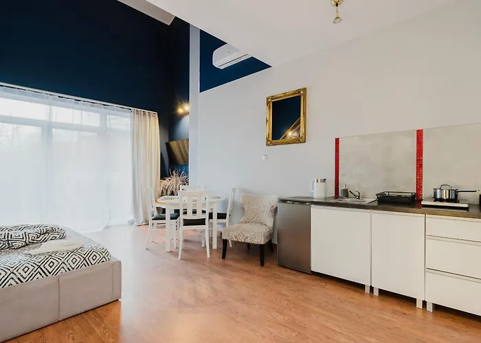 Red House - Kamienica Blisko Morza