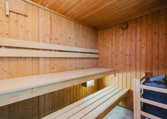 Red House - Kamienica Blisko Morza Gdyně