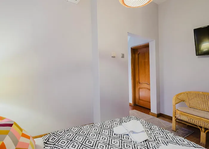 Penzion Red House - Kamienica Blisko Morza Gdyně