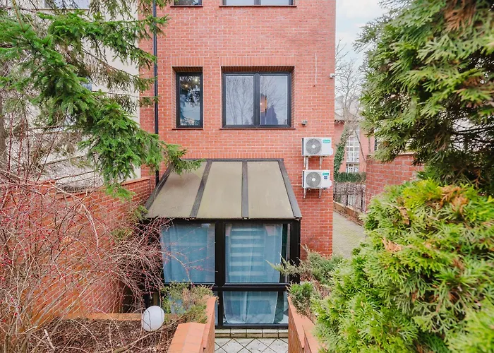 Red House - Kamienica Blisko Morza Penzion 3*